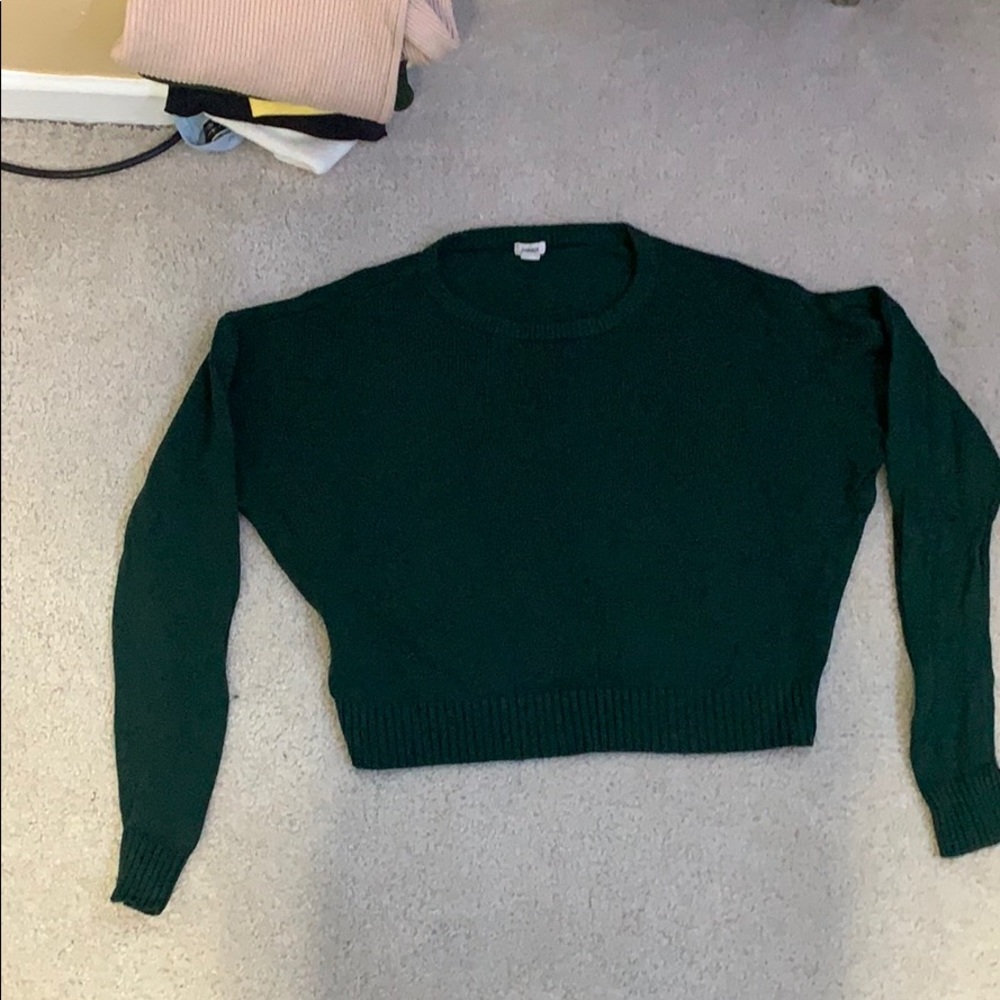 Green cropped sweater